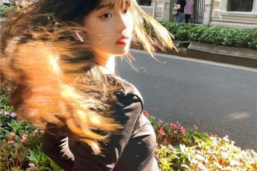 《性机渴XX老头XXX》免费观看